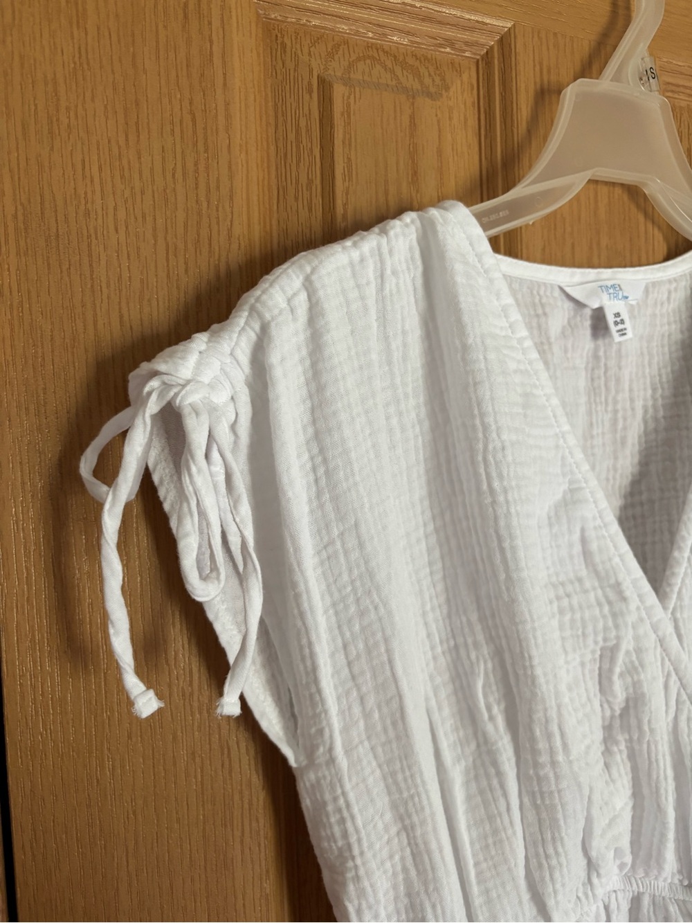 Time and Tru White V-Neck Summer Dress - Picture 5 of 15